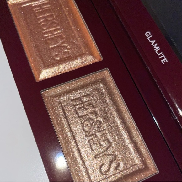 Glamlite Hershey’s Milk Chocolate Face & Body Bronzer
New - Picture 6 of 7